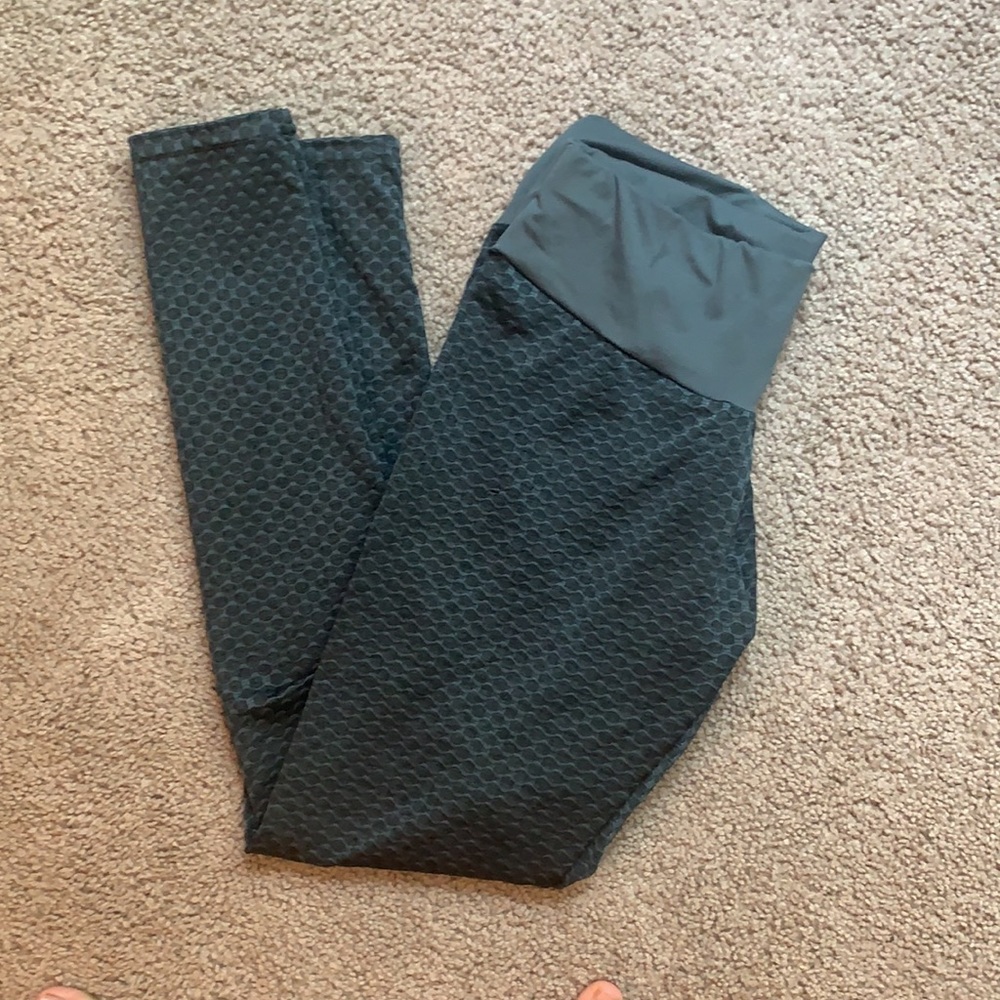 Barely Worn Butt Scrunch Leggings